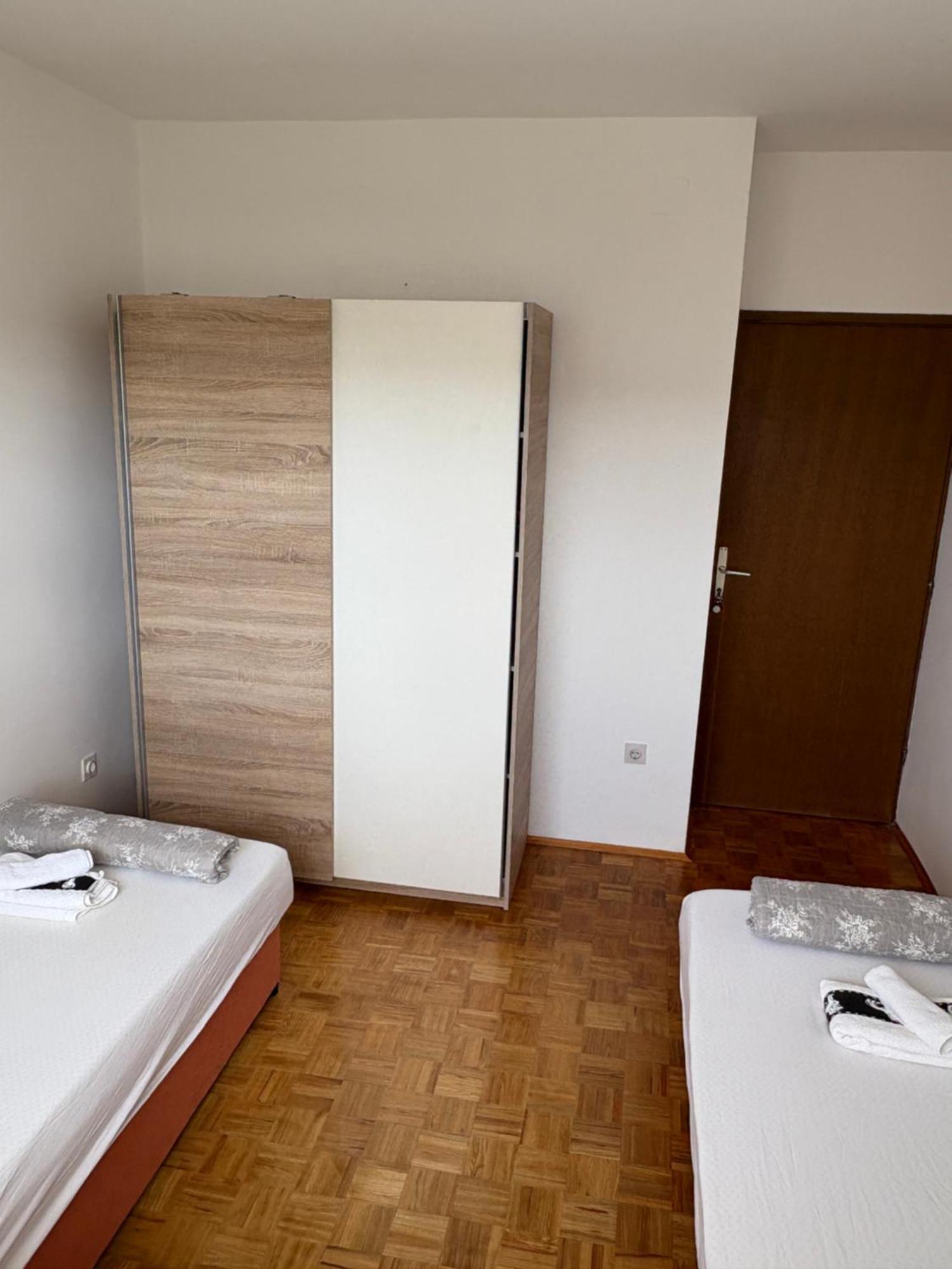 Apartman Danijela Vodice Eksteriør billede